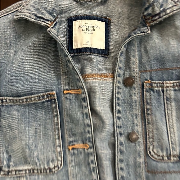 Vintage Abercrombie and Fitch, cropped jean jacket XS - Picture 3 of 3